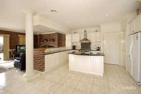 Property photo of 6 Brusell Close Taylors Lakes VIC 3038