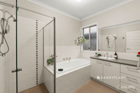 Property photo of 14 Villeneuve Drive Trafalgar VIC 3824