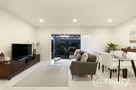 Property photo of 2/978 Centre Road Oakleigh South VIC 3167