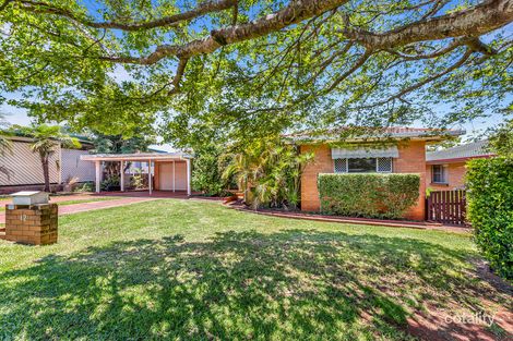 12 Mott Cres, Rockville, QLD 4350