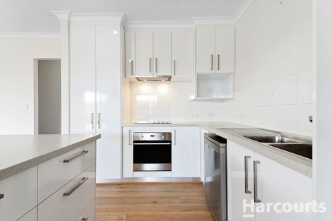 Property photo of 7 Vaucluse Way Coodanup WA 6210