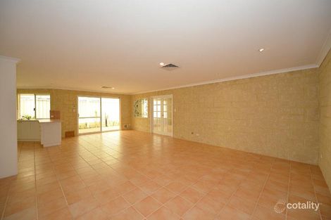 Property photo of 26 Tableland Way Carramar WA 6031