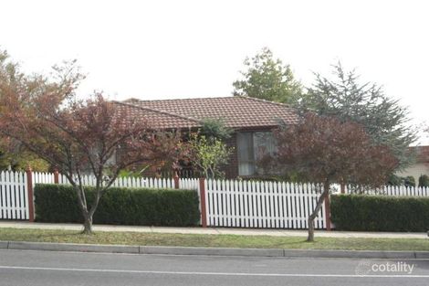Property photo of 14 Mossgiel Park Drive Endeavour Hills VIC 3802