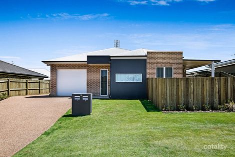 Property photo of 2/19 Abbey Street Cranley QLD 4350