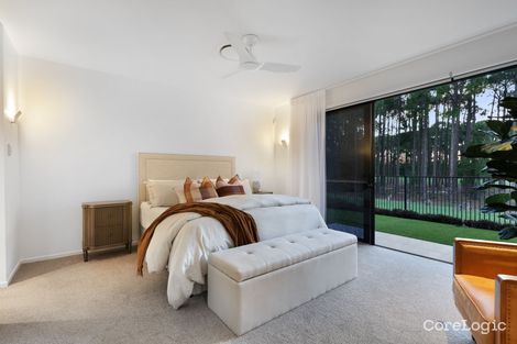 Property photo of 2260 Banksia Lakes Drive Hope Island QLD 4212