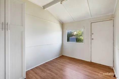 Property photo of 24 Buna Street Orange NSW 2800