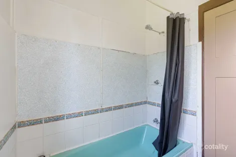 Property photo of 24 Buna Street Orange NSW 2800