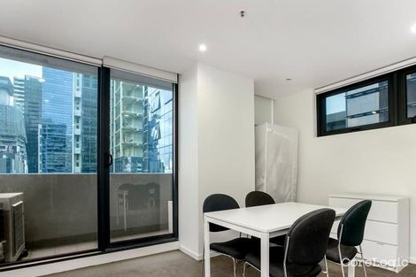 Property photo of 2403/5 Sutherland Street Melbourne VIC 3000