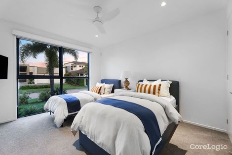 Property photo of 2260 Banksia Lakes Drive Hope Island QLD 4212