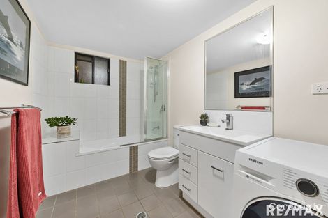 Property photo of 1/28 Bradley Avenue Kedron QLD 4031