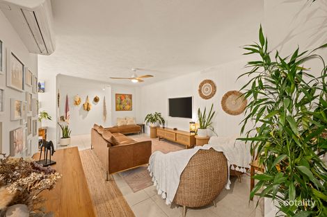 Property photo of 1/153 Golden Four Drive Bilinga QLD 4225
