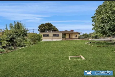 Property photo of 10 Booth Avenue Morphett Vale SA 5162