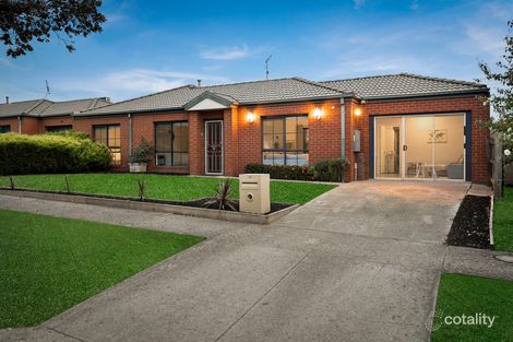 Property photo of 58 Leigh Drive Pakenham VIC 3810