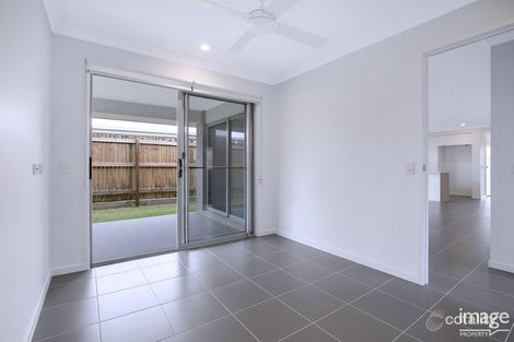Property photo of 52 Chambers Ridge Boulevard Park Ridge QLD 4125