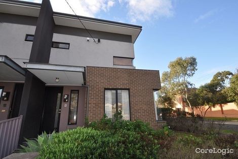 Property photo of 2/221 Westgarth Street Northcote VIC 3070