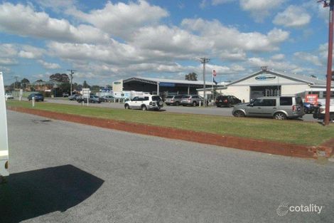 10 Clapham St, Beckenham, WA 6107