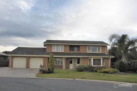 11 Hoylake Cres, West Lakes, SA 5021