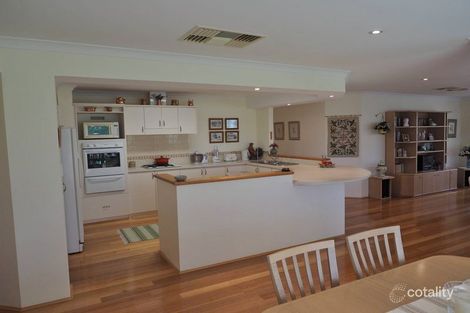 Property photo of 22 Bremner Circle Canning Vale WA 6155