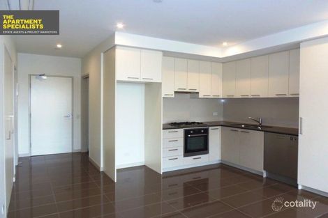 Property photo of 305/5 Sandbelt Close Heatherton VIC 3202
