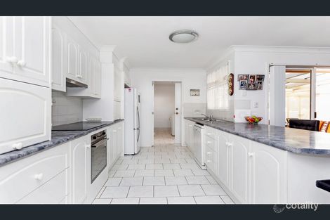 Property photo of 15 Honeysuckle Close Burrill Lake NSW 2539