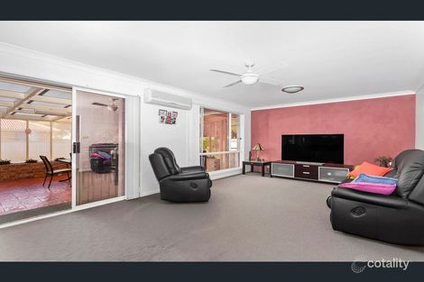 Property photo of 15 Honeysuckle Close Burrill Lake NSW 2539