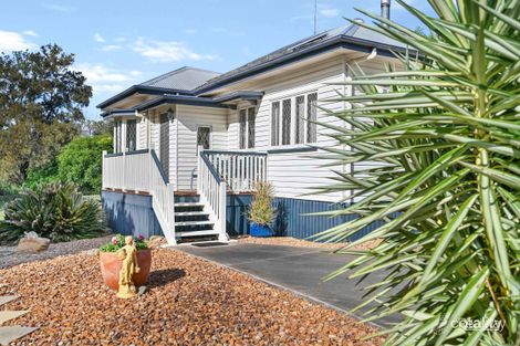 Property photo of 29 Shorelands Drive Withcott QLD 4352