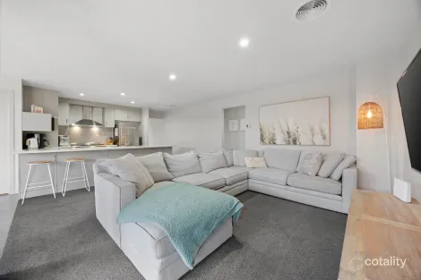Property photo of 1 Reserve Court Ararat VIC 3377