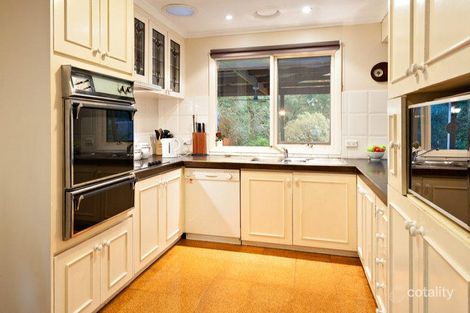 Property photo of 107 Fernside Avenue Briar Hill VIC 3088