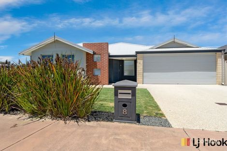 Property photo of 8 Fiano Cross Caversham WA 6055