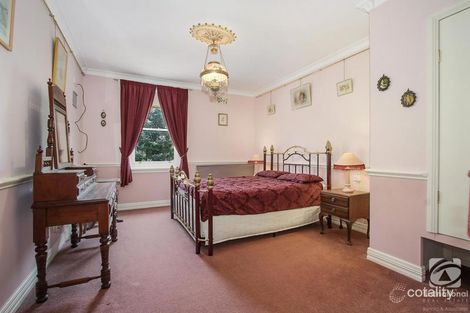Property photo of 396 Poplar Drive Lavington NSW 2641