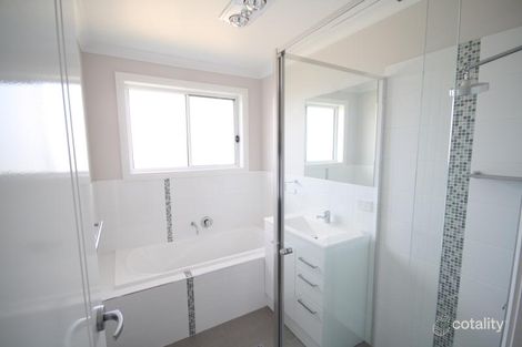 Property photo of 40 Yabbarra Drive Dalmeny NSW 2546