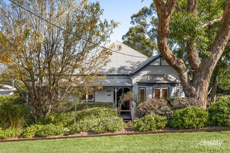 Property photo of 15 Rangeview Road Blue Mountain Heights QLD 4350