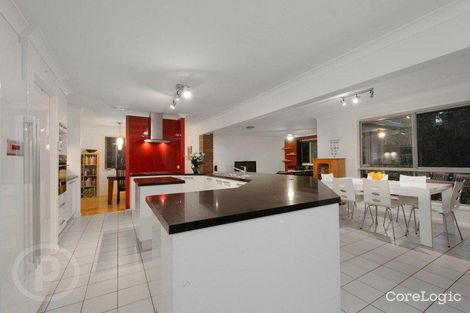 Property photo of 8 Sherborne Place Chapel Hill QLD 4069