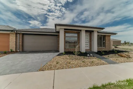 2 Oasis Cres, Beveridge, VIC 3753