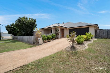 2/4 Hyams Way, Blacks Beach, QLD 4740