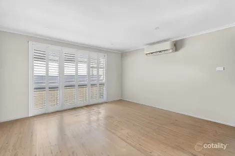 Property photo of 86 Melville Road St Clair NSW 2759