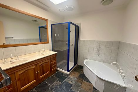 Property photo of 42 Cocoparra Crescent Taylors Lakes VIC 3038