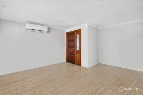 Property photo of 86 Melville Road St Clair NSW 2759