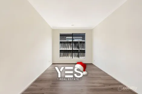Property photo of 27 Ogle Way Cranbourne North VIC 3977