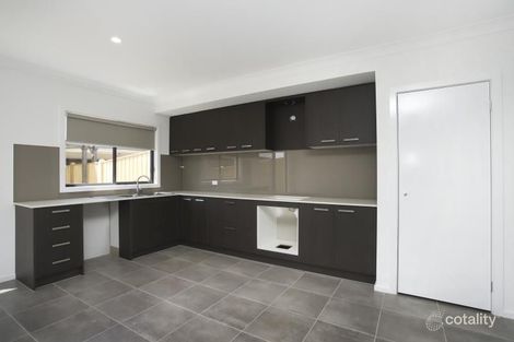 Property photo of 22 Errol Boulevard Mickleham VIC 3064