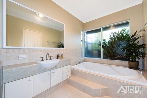 Property photo of 18 Christchurch Boulevard Canning Vale WA 6155