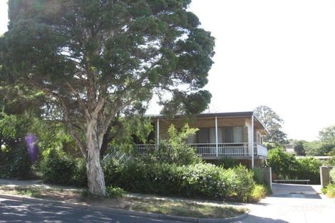 1 Burgundy Dr, Doncaster, VIC 3108