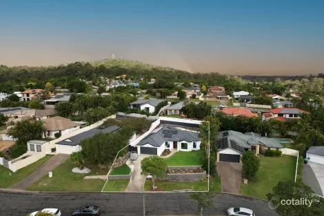 Property photo of 13 Zeller Crescent Arundel QLD 4214