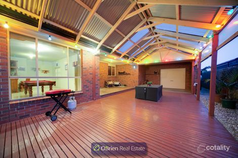 Property photo of 10 Iriswells Close Tooradin VIC 3980