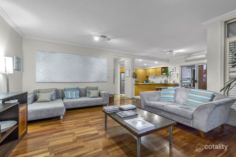 74 Oxlade Dr, New Farm, QLD 4005