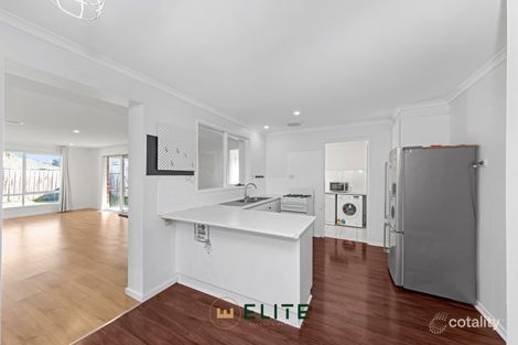 Property photo of 4 Gipps Crescent Cranbourne North VIC 3977