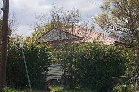 690 Cavendish Rd, Holland Park, QLD 4121