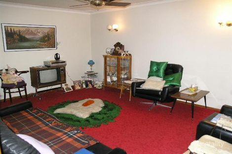 Property photo of 22 Stiller Place Greenacre NSW 2190