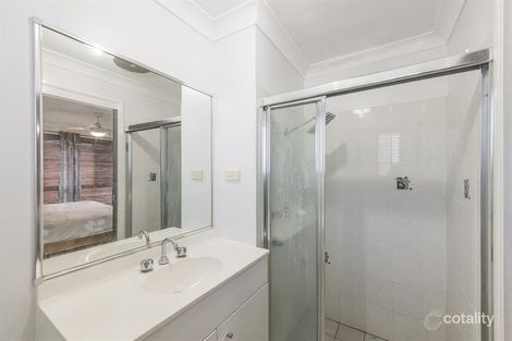 Property photo of 4 Targo Close Rutherford NSW 2320