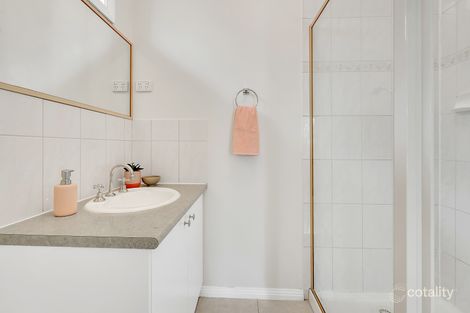 Property photo of 10 Woodlea Crescent Craigieburn VIC 3064